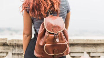 Które plecaki na jedno ramię Białystok cieszą się popularnością